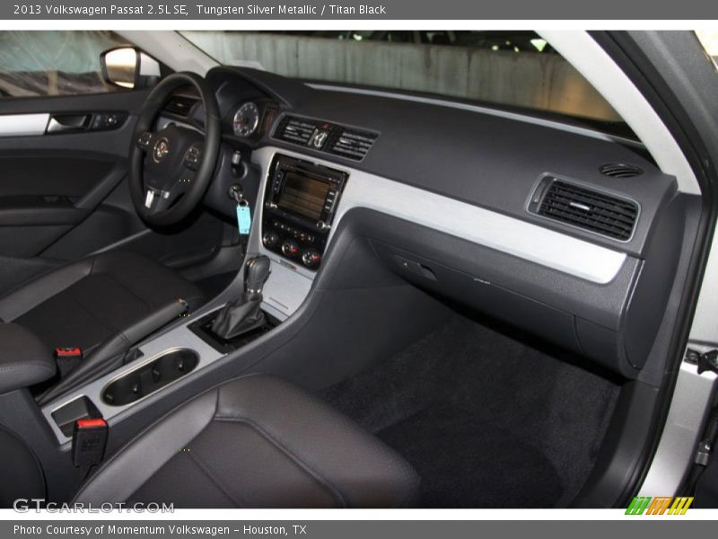 Tungsten Silver Metallic / Titan Black 2013 Volkswagen Passat 2.5L SE