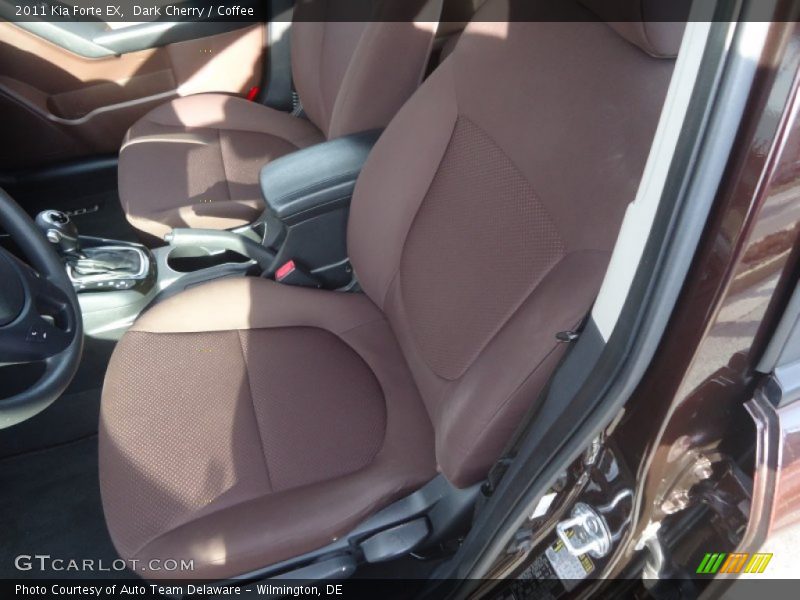 Dark Cherry / Coffee 2011 Kia Forte EX