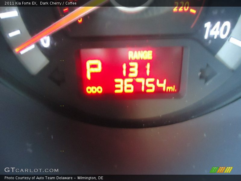 Dark Cherry / Coffee 2011 Kia Forte EX