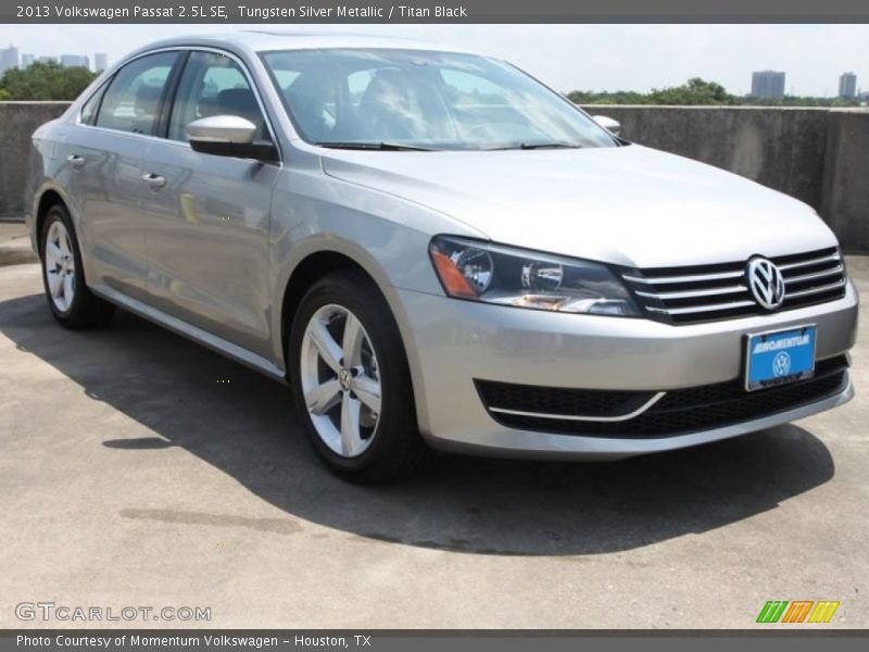 Tungsten Silver Metallic / Titan Black 2013 Volkswagen Passat 2.5L SE