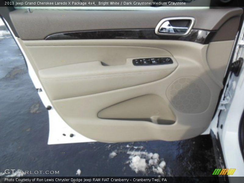 Bright White / Dark Graystone/Medium Graystone 2013 Jeep Grand Cherokee Laredo X Package 4x4