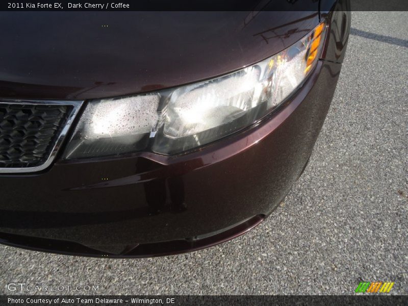 Dark Cherry / Coffee 2011 Kia Forte EX