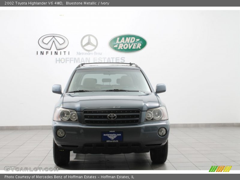 Bluestone Metallic / Ivory 2002 Toyota Highlander V6 4WD