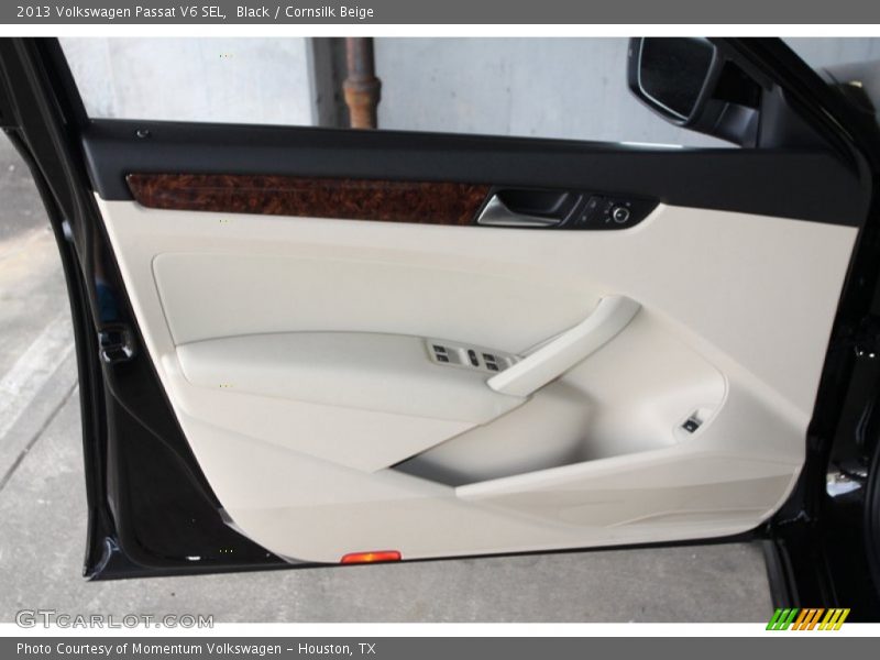 Black / Cornsilk Beige 2013 Volkswagen Passat V6 SEL