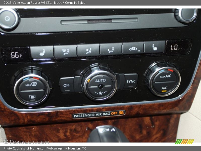 Black / Cornsilk Beige 2013 Volkswagen Passat V6 SEL