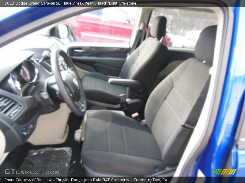 Blue Streak Pearl / Black/Light Graystone 2013 Dodge Grand Caravan SE