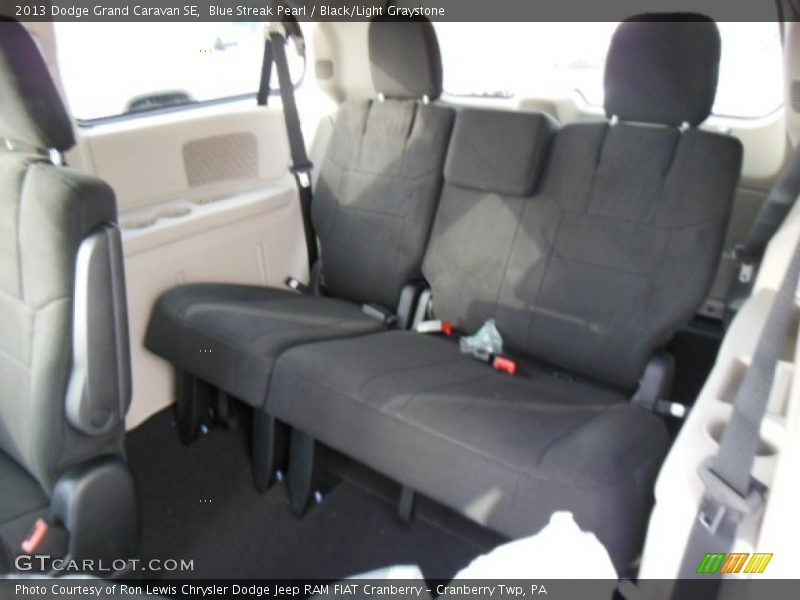 Blue Streak Pearl / Black/Light Graystone 2013 Dodge Grand Caravan SE