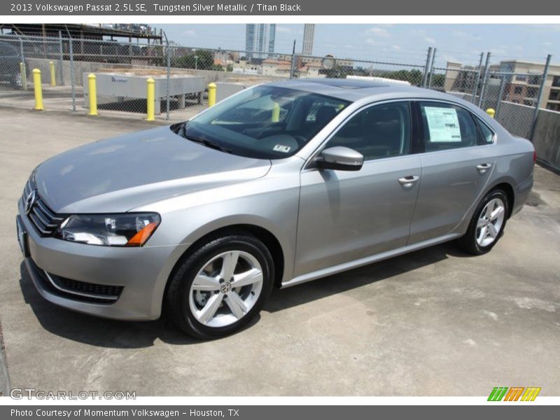 Tungsten Silver Metallic / Titan Black 2013 Volkswagen Passat 2.5L SE