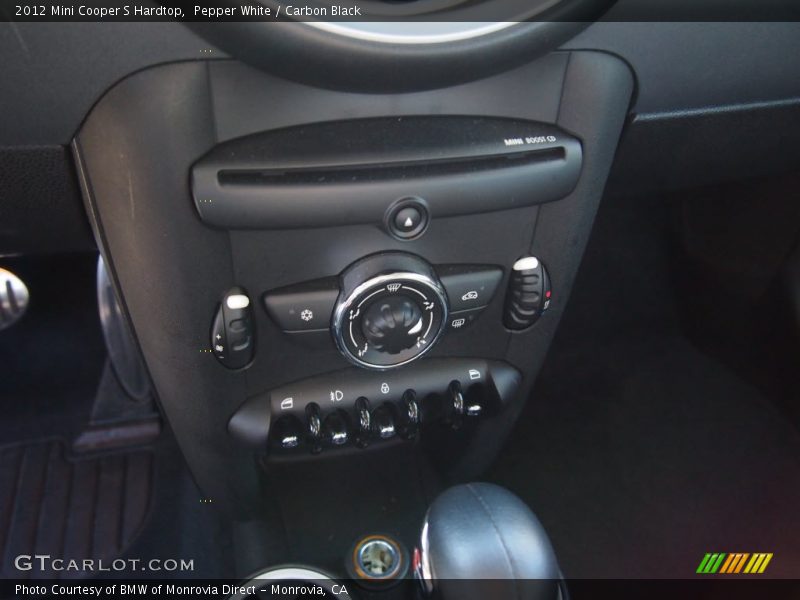 Pepper White / Carbon Black 2012 Mini Cooper S Hardtop