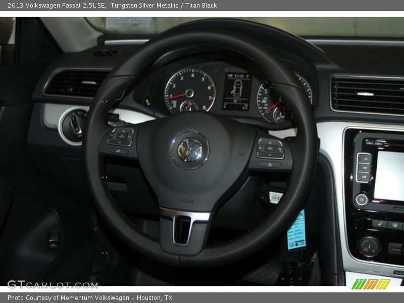 Tungsten Silver Metallic / Titan Black 2013 Volkswagen Passat 2.5L SE