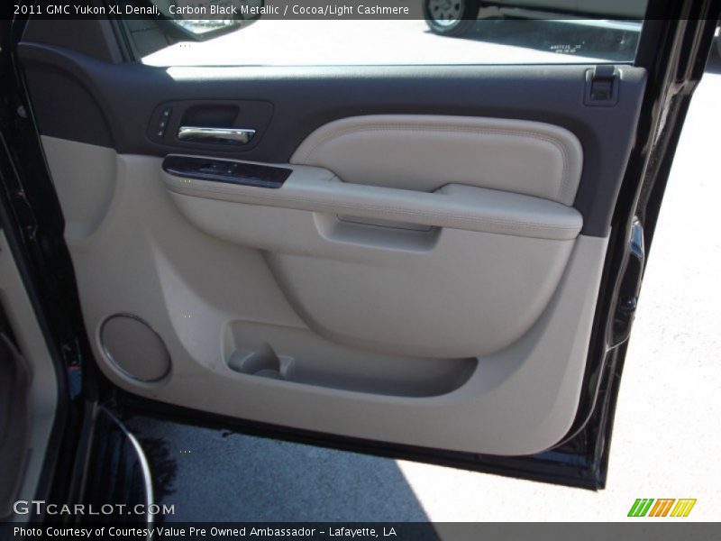 Carbon Black Metallic / Cocoa/Light Cashmere 2011 GMC Yukon XL Denali