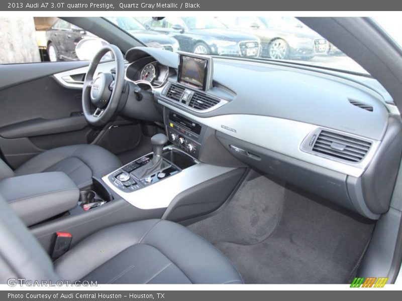 Dashboard of 2013 A7 3.0T quattro Prestige