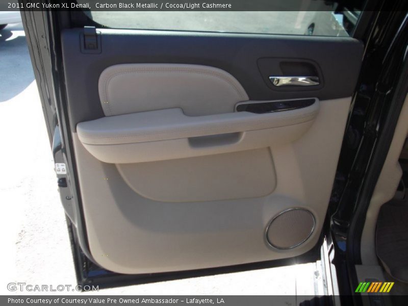 Carbon Black Metallic / Cocoa/Light Cashmere 2011 GMC Yukon XL Denali