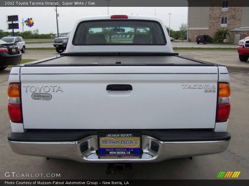 Super White / Oak 2002 Toyota Tacoma Xtracab