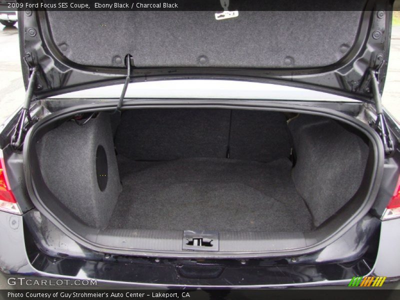 Ebony Black / Charcoal Black 2009 Ford Focus SES Coupe