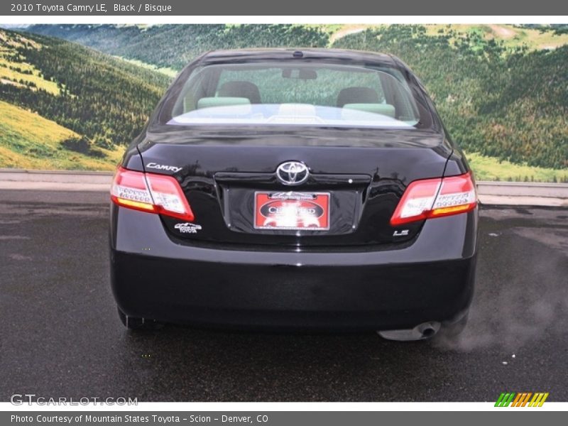 Black / Bisque 2010 Toyota Camry LE