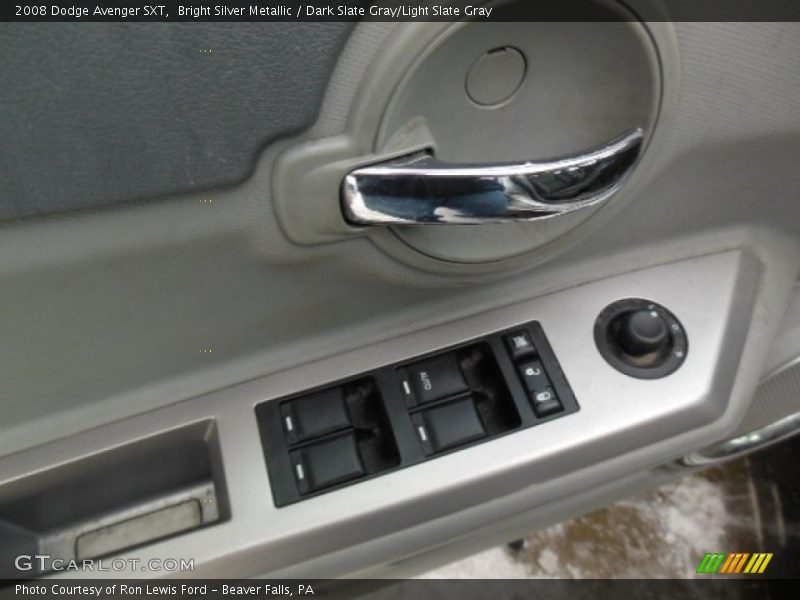 Bright Silver Metallic / Dark Slate Gray/Light Slate Gray 2008 Dodge Avenger SXT