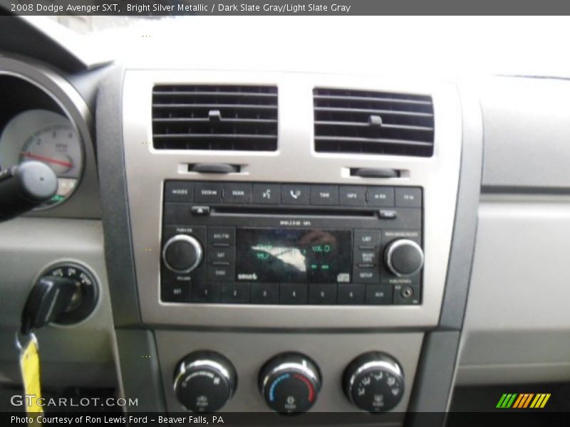 Bright Silver Metallic / Dark Slate Gray/Light Slate Gray 2008 Dodge Avenger SXT