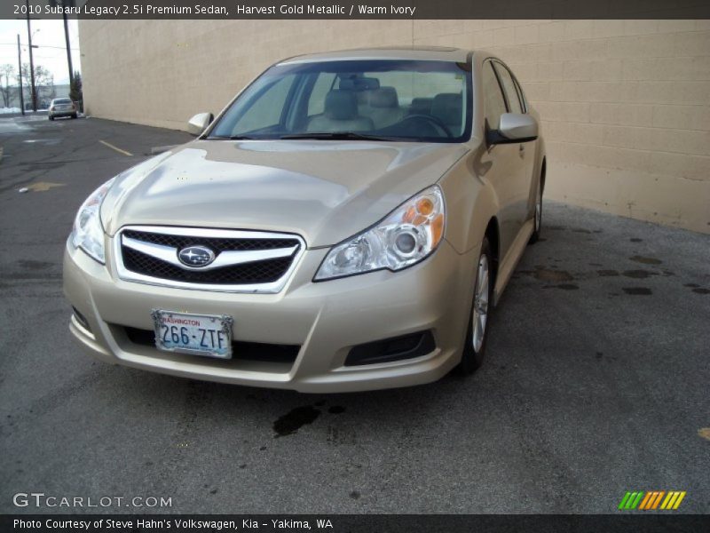 Harvest Gold Metallic / Warm Ivory 2010 Subaru Legacy 2.5i Premium Sedan