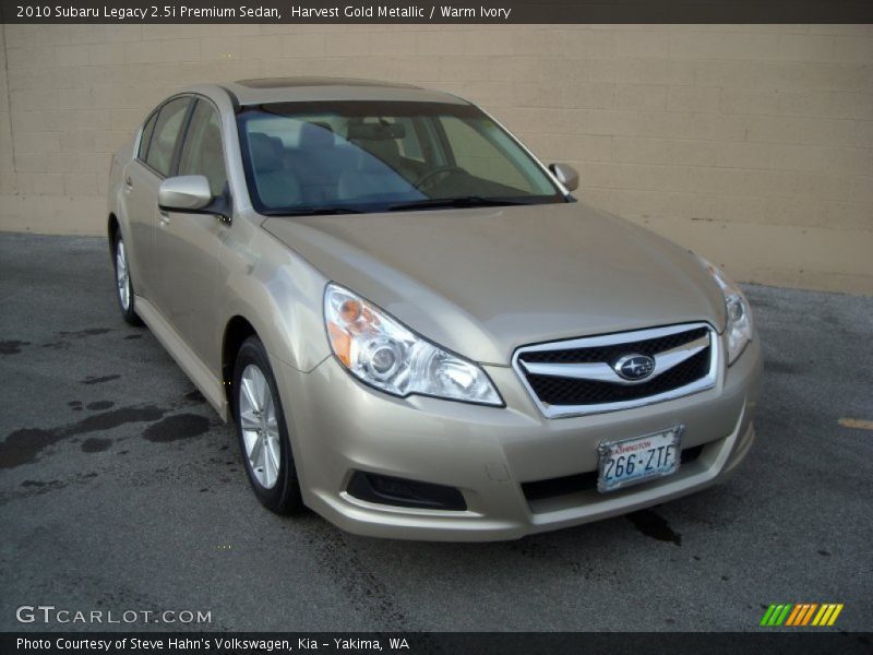 Harvest Gold Metallic / Warm Ivory 2010 Subaru Legacy 2.5i Premium Sedan