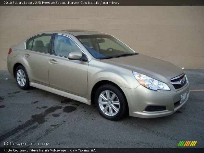 Front 3/4 View of 2010 Legacy 2.5i Premium Sedan
