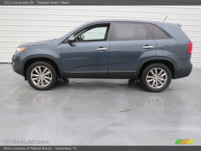 Titanium Silver / Black 2011 Kia Sorento EX