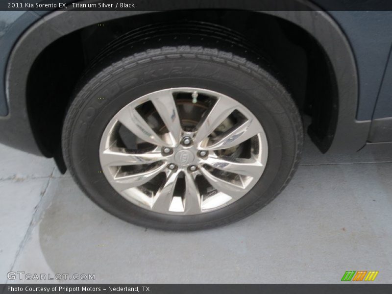 Titanium Silver / Black 2011 Kia Sorento EX