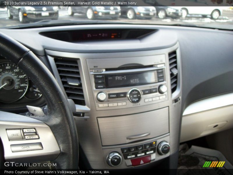 Harvest Gold Metallic / Warm Ivory 2010 Subaru Legacy 2.5i Premium Sedan