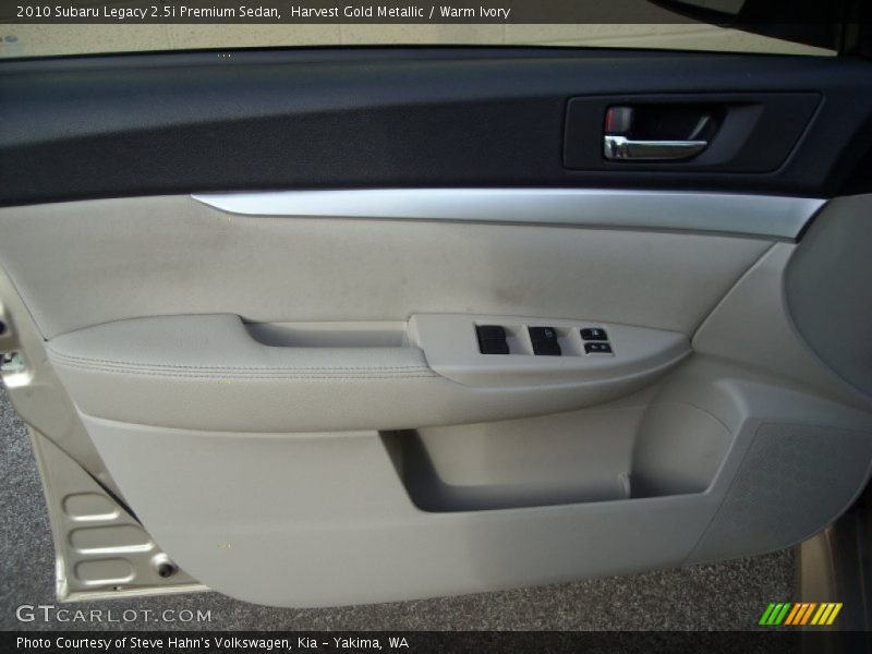 Harvest Gold Metallic / Warm Ivory 2010 Subaru Legacy 2.5i Premium Sedan