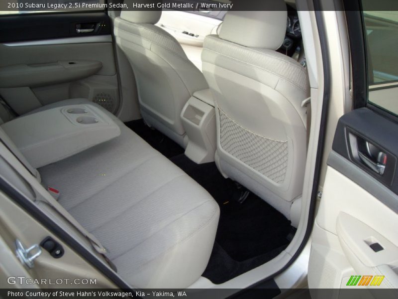Harvest Gold Metallic / Warm Ivory 2010 Subaru Legacy 2.5i Premium Sedan