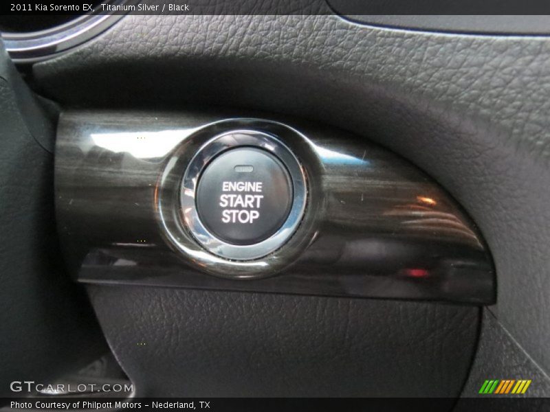 Titanium Silver / Black 2011 Kia Sorento EX