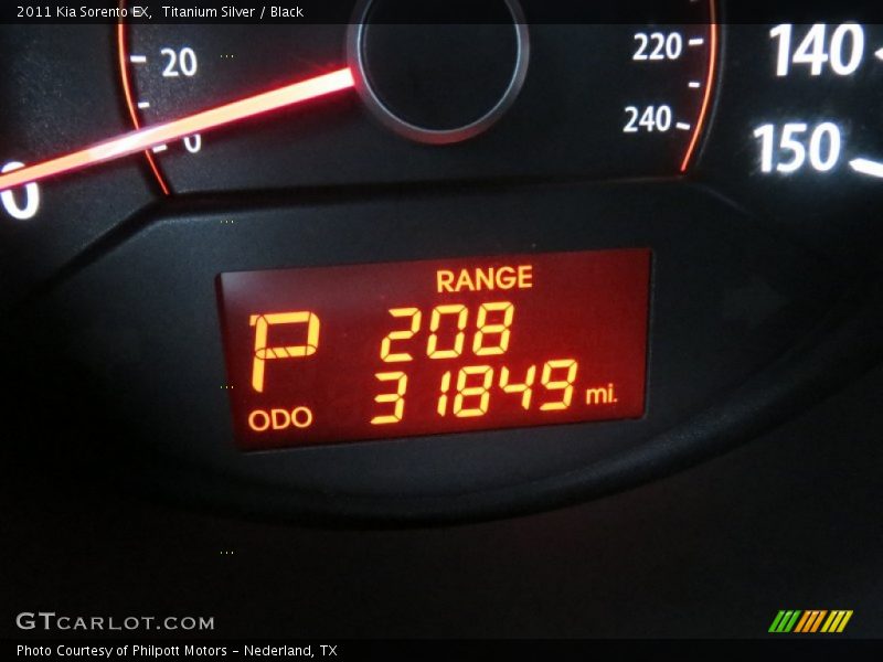 Titanium Silver / Black 2011 Kia Sorento EX