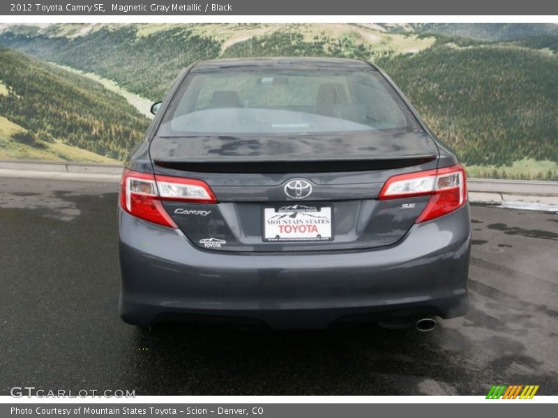 Magnetic Gray Metallic / Black 2012 Toyota Camry SE