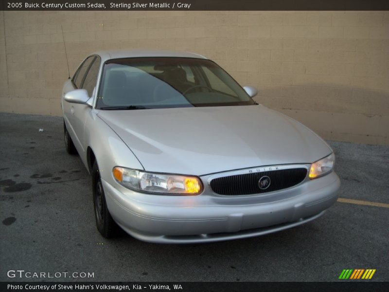 Sterling Silver Metallic / Gray 2005 Buick Century Custom Sedan