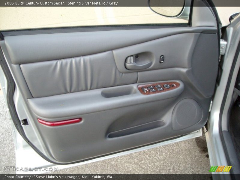 Sterling Silver Metallic / Gray 2005 Buick Century Custom Sedan