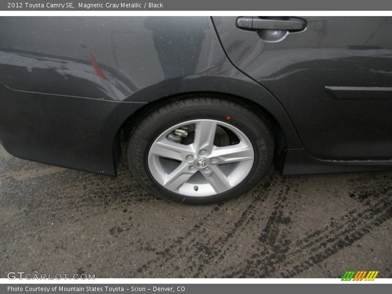 Magnetic Gray Metallic / Black 2012 Toyota Camry SE