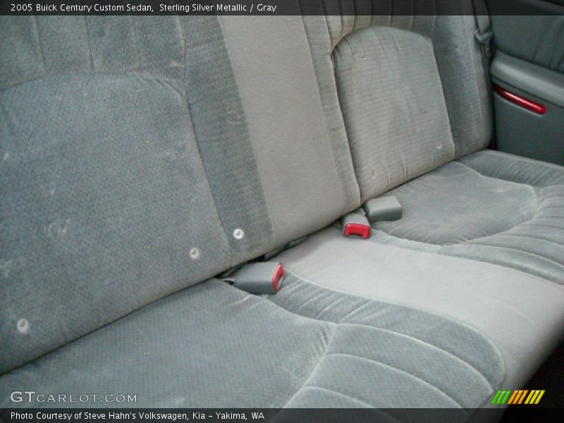 Sterling Silver Metallic / Gray 2005 Buick Century Custom Sedan