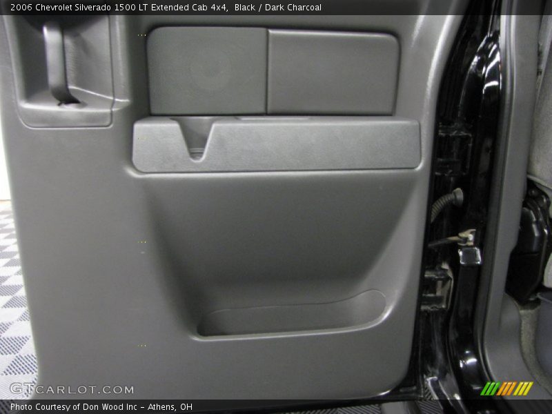 Black / Dark Charcoal 2006 Chevrolet Silverado 1500 LT Extended Cab 4x4