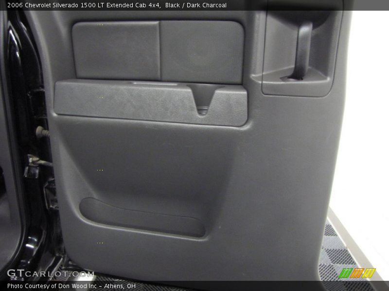 Black / Dark Charcoal 2006 Chevrolet Silverado 1500 LT Extended Cab 4x4