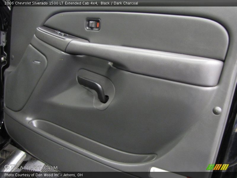 Black / Dark Charcoal 2006 Chevrolet Silverado 1500 LT Extended Cab 4x4