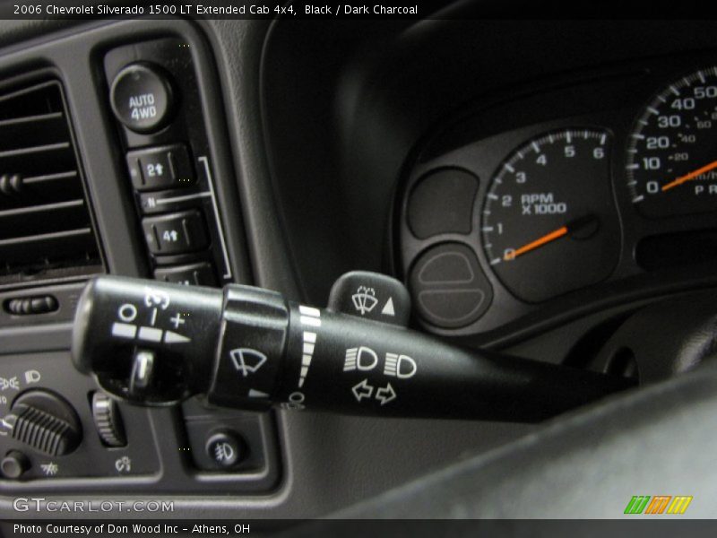Black / Dark Charcoal 2006 Chevrolet Silverado 1500 LT Extended Cab 4x4