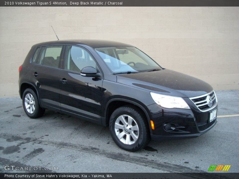 Deep Black Metallic / Charcoal 2010 Volkswagen Tiguan S 4Motion