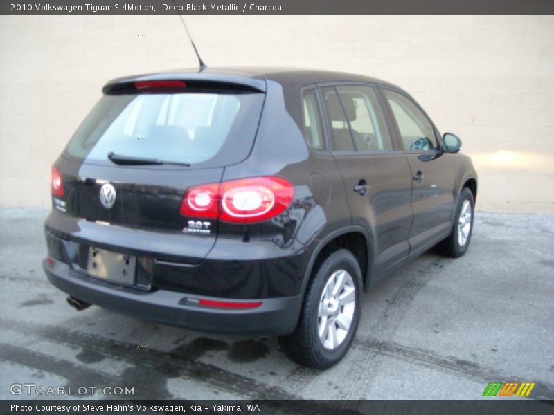 Deep Black Metallic / Charcoal 2010 Volkswagen Tiguan S 4Motion