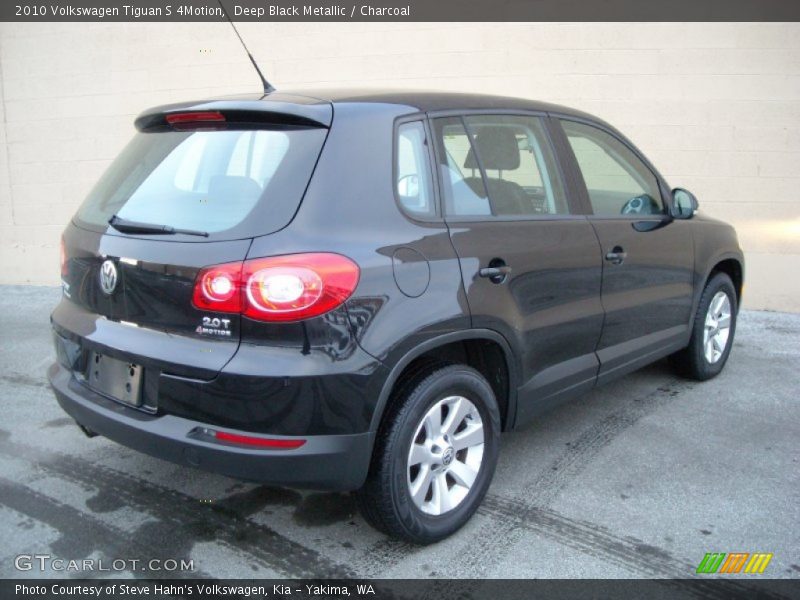 Deep Black Metallic / Charcoal 2010 Volkswagen Tiguan S 4Motion