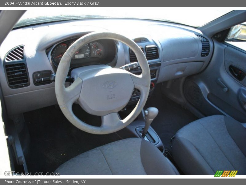 Ebony Black / Gray 2004 Hyundai Accent GL Sedan