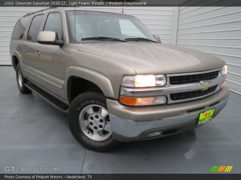 Light Pewter Metallic / Medium Gray/Neutral 2002 Chevrolet Suburban 1500 LT