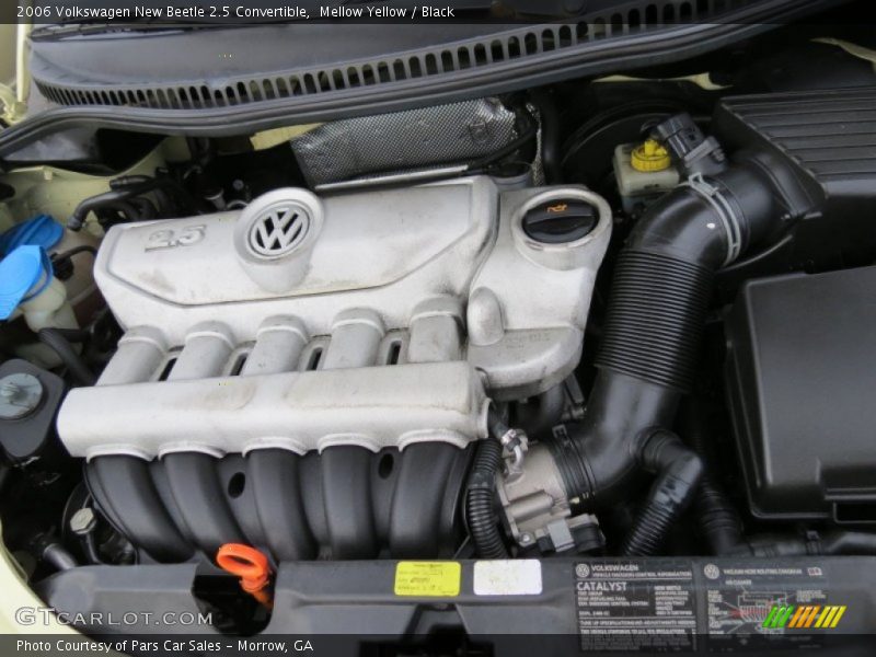 Mellow Yellow / Black 2006 Volkswagen New Beetle 2.5 Convertible