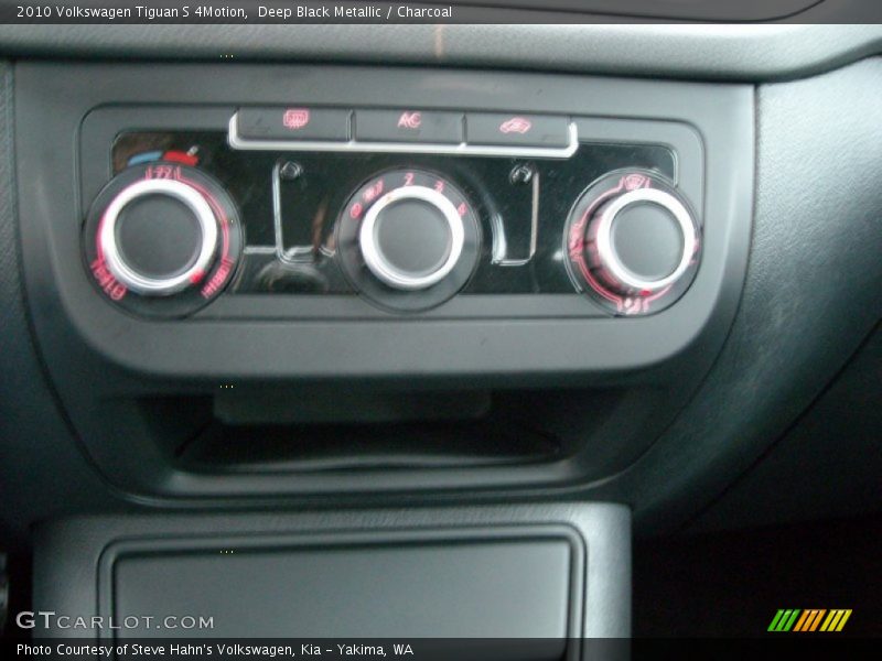 Deep Black Metallic / Charcoal 2010 Volkswagen Tiguan S 4Motion