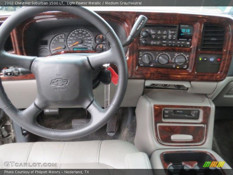 Light Pewter Metallic / Medium Gray/Neutral 2002 Chevrolet Suburban 1500 LT