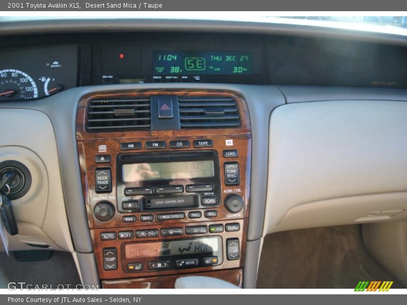 Desert Sand Mica / Taupe 2001 Toyota Avalon XLS